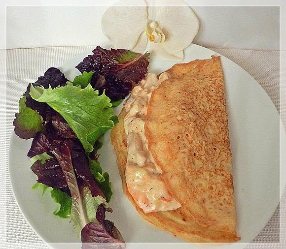 Crêpes de salmón y pollo