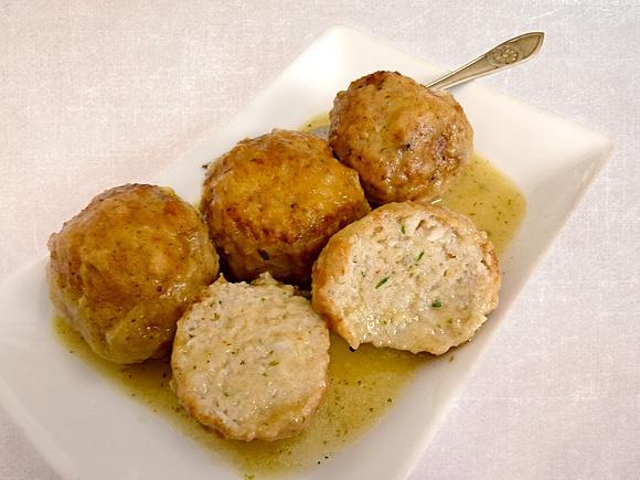 Sepia con albóndigas