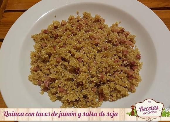 Quinoa con tacos de jamón y salsa de soja