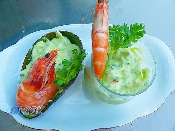 Ensalada de aguacate y gambas