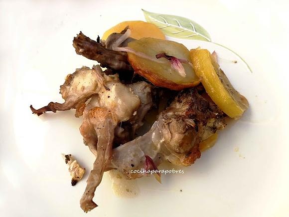 Conejo marinado al horno