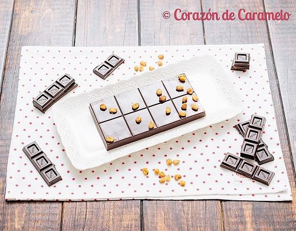 Turrón de chocolate con kikos