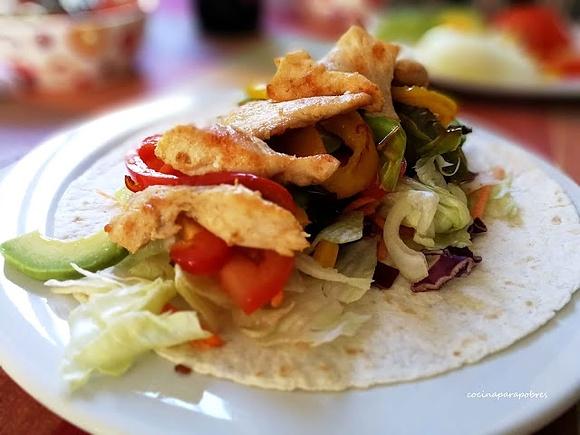 Fajitas de pollo y verduras
