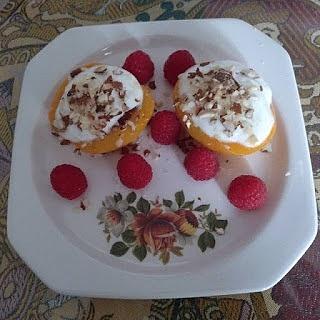 Melocotones rellenos de queso crema
