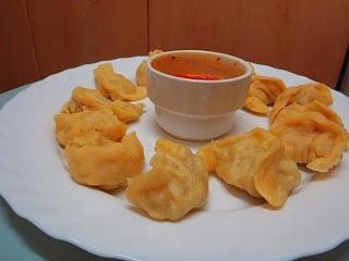 Momos
