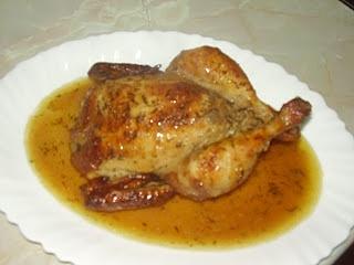 Pollo al horno con vino blanco y limón