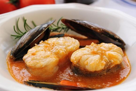 Caldereta de Rape con Mejillones