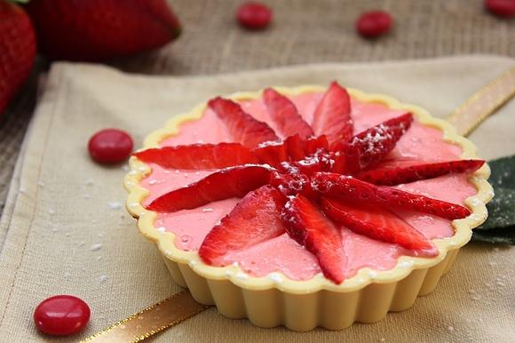 Minitartaletas de mousse de fresas y yogur