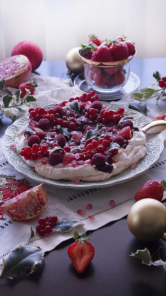 Christmas Pavlova