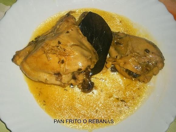Pollo en amarillo