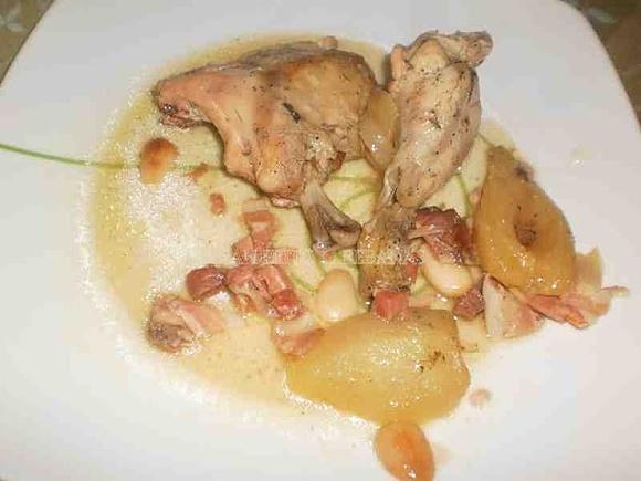 Pollos con peras al cava