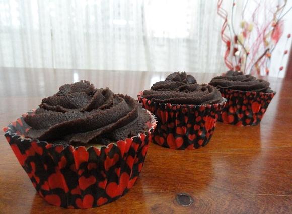 Cupcakes veganos con crema de chocolate