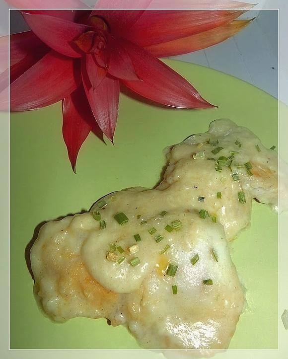 Filetes de mero con salsa de queso