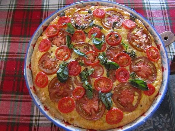 Quiche de tomates cherry y albahaca