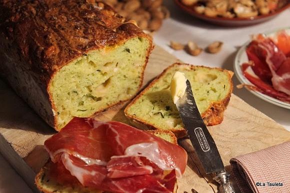 Pan italiano de queso y cebollino