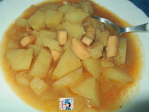 Patatas con choco y sepia en olla Erika