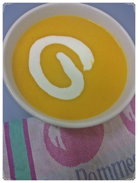 Crema de calabaza al curry