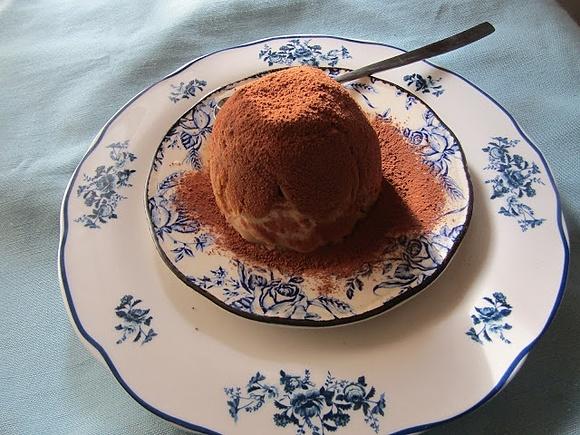 Tiramisú Congelado con Queso