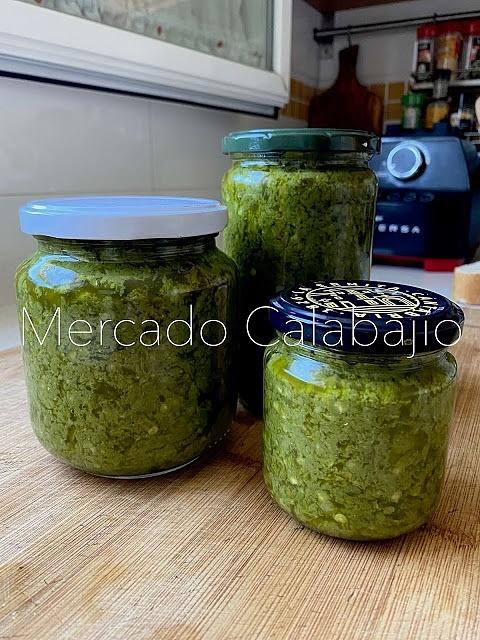 Pasta picante de pimientos verdes de Julián