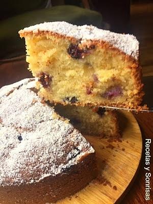 Bizcocho de mascarpone y arándanos