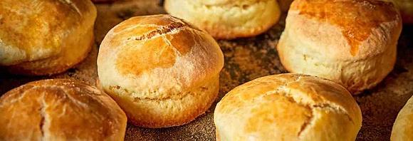 Bollos de mantequilla de Bilbao a tu mesa