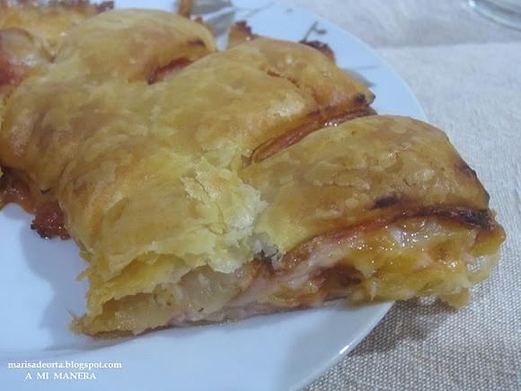 Corona de jamón y queso