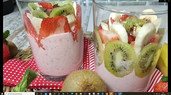 Batido de fresas con frutas