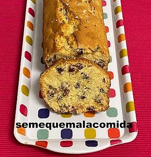Pasas y ron cake