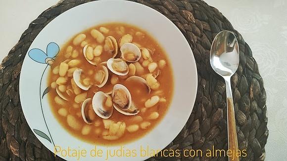 Potaje de judías blancas con almejas
