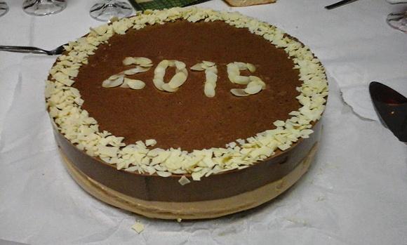 Tarta de turrón y chocolate