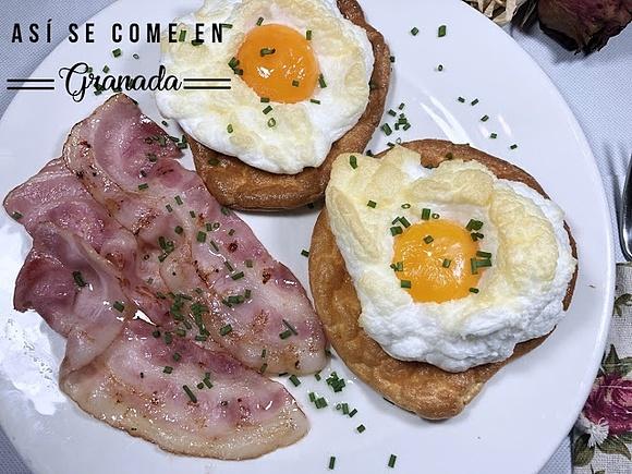 Pan y huevos nube