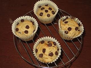 Muffins de plátano y chocolate veganos