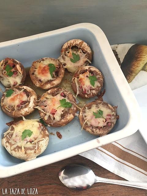 Champiñones rellenos de jamón y mozzarella