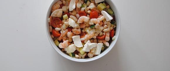 Ensalada de alubias blancas con calabacín y gambas