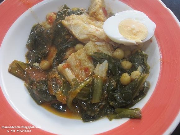 Potaje de bacalao, garbanzos y acelgas