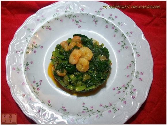 Grelos con gambas