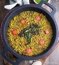Arroz con torreznos de Soria y licuado de acelgas