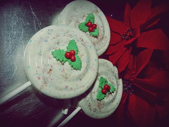 Piruletas de bizcocho navideñas