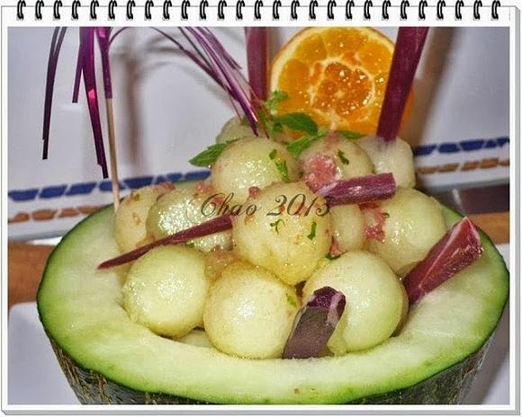 Melón con jamón al aroma de naranja y esencia de menta