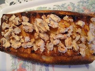 Budín de manzana con nueces caramelizadas