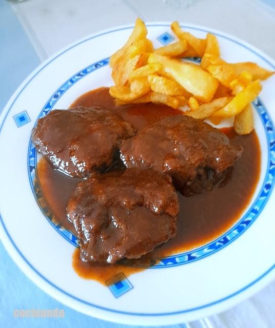 Carrillada de cerdo al vino tinto