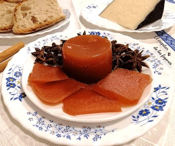 Membrillo casero aromatizado con anís y canela