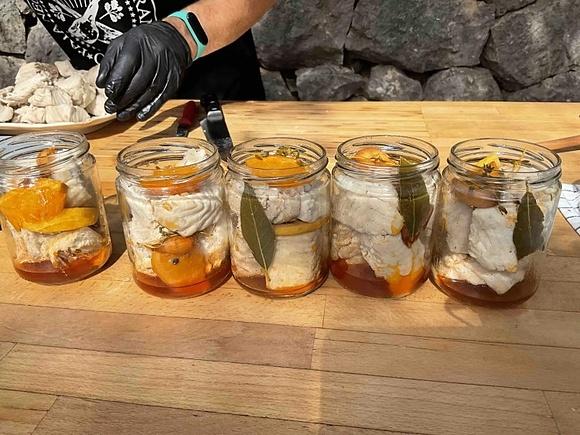 Cómo hacer conserva de bonito en escabeche