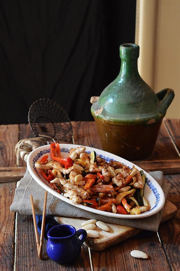 Pollo alle mandorle