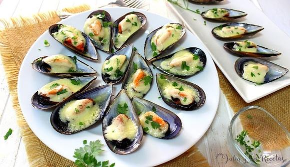Mejillones gratinados con alioli