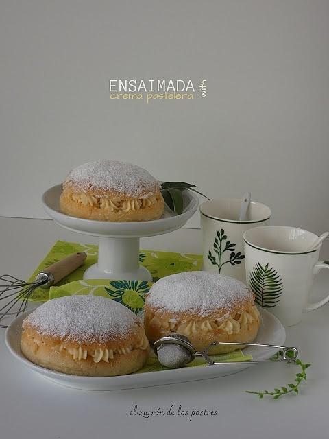 Ensaimada de crema pastelera
