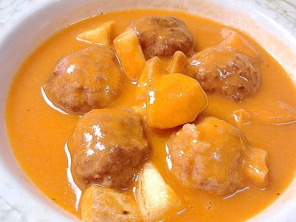 Albóndigas en salsa