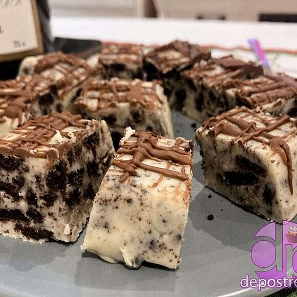 Turrón de galletas oreo y chocolate blanco