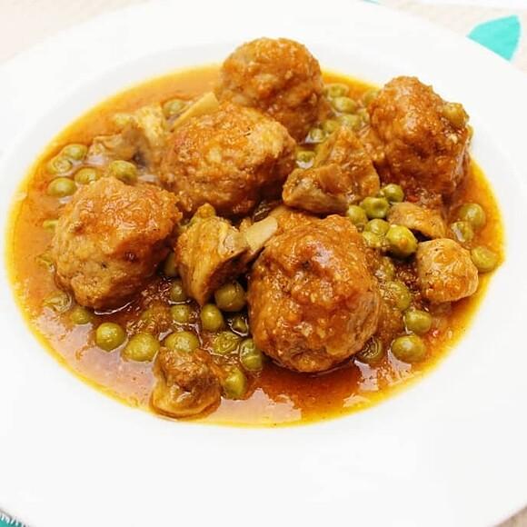 Albóndigas en salsa fácil y deliciosa