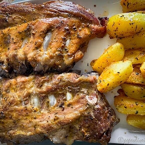 Costilla de cerdo en olla de cocción lenta